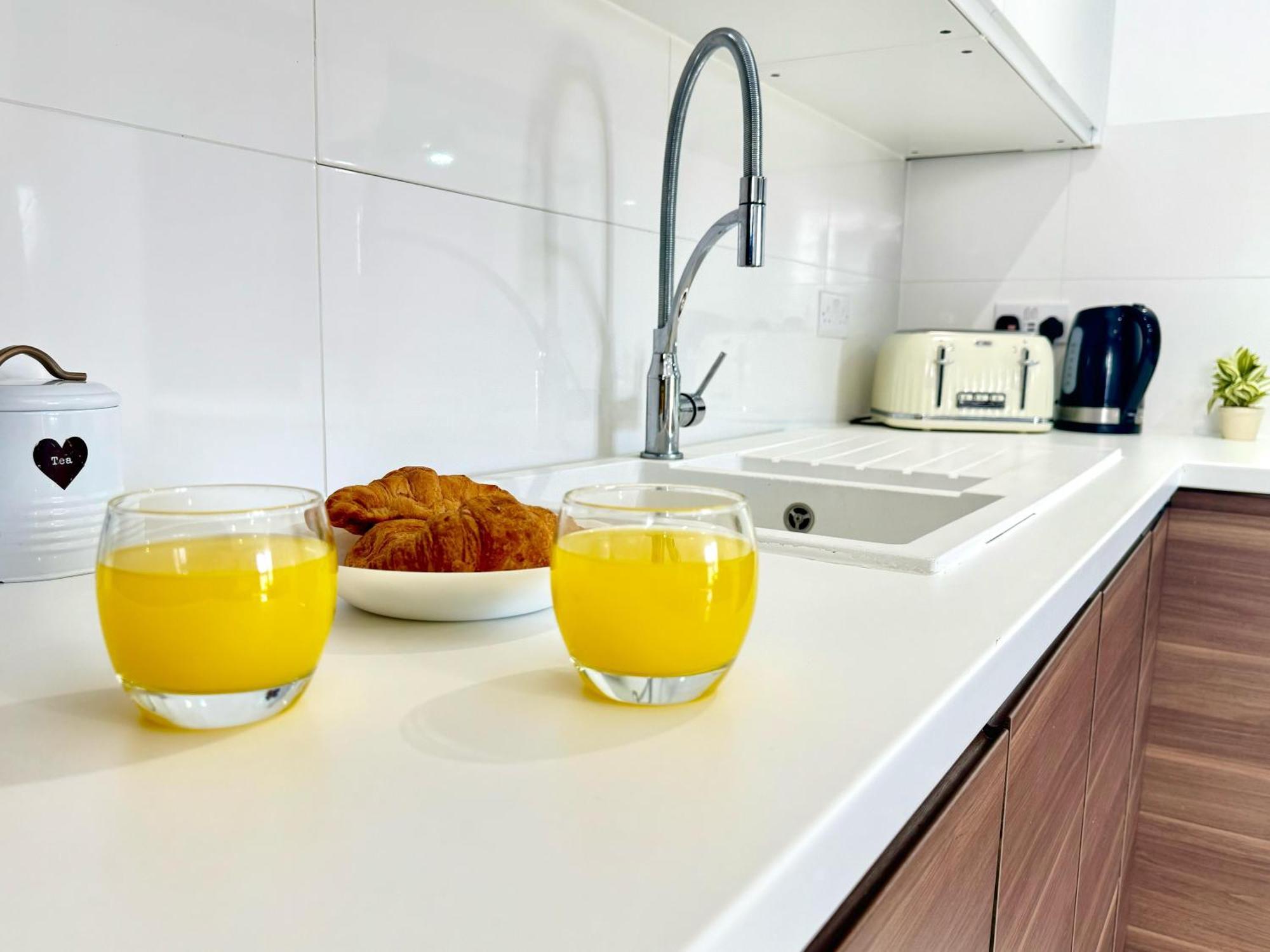 Panorama House, Luxury 2-Bedroom Apartment 2 Kidlington Exterior foto